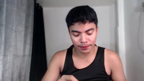 Snapshot of asianboyhunt chatting on 13, 10, 2025 Fev online show from 13, 10, 2025