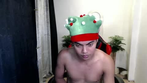 Snapshot of asianboyhunt chatting on 21, 10, 2025 Fev online show from 21, 10, 2025