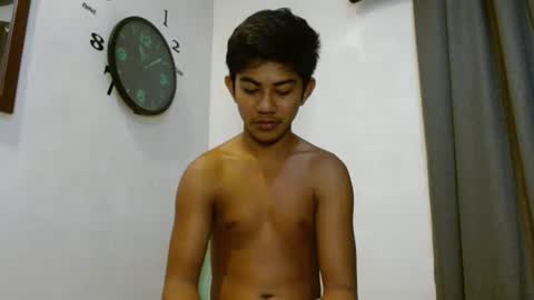 Snapshot of asiancockhero22 chatting on 16, 12, 2025 HERO online show from 16, 12, 2025