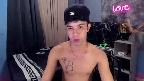 Snapshot of asiancum_peter chatting on 21, 11, 2025 asiancum_peter online show from 21, 11, 2025