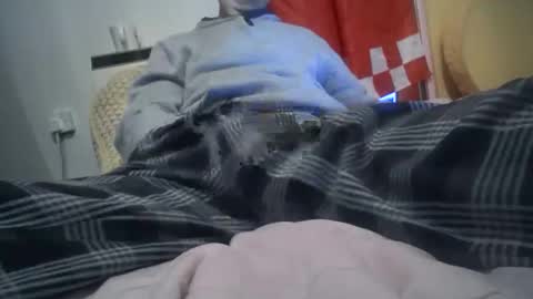 Snapshot of asianlooker chatting on 4, 1, 2025 John online show from 4, 1, 2025