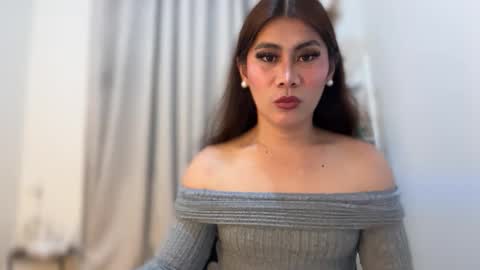 asianloreen24 online show from 13, 2, 2026