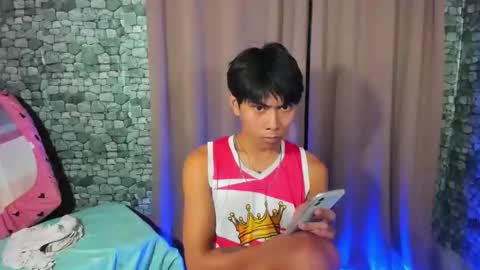 Snapshot of asianplayboyx chatting on 10, 11, 2025 mark online show from 10, 11, 2025