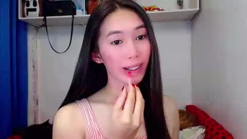 Snapshot of asianqt19 chatting on 4, 1, 2025 J A D E online show from 4, 1, 2025