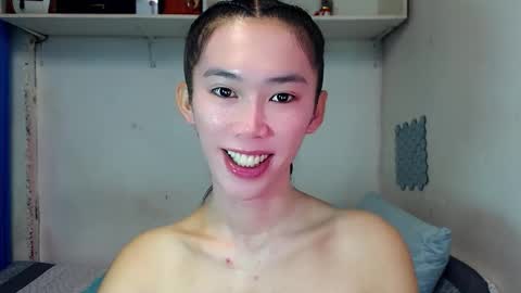 Snapshot of asianqt19 chatting on 25, 11, 2025 J A D E online show from 25, 11, 2025