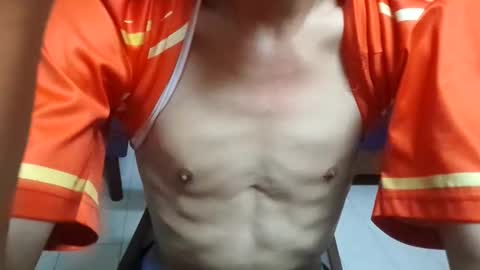 Snapshot of asianthai chatting on 19, 10, 2025 asianthai online show from 19, 10, 2025