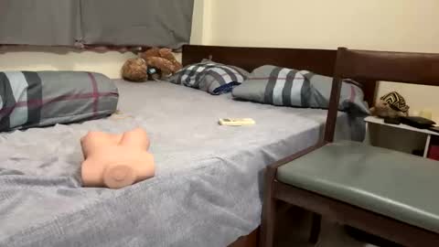 Snapshot of asianthai chatting on 12, 11, 2025 asianthai online show from 12, 11, 2025