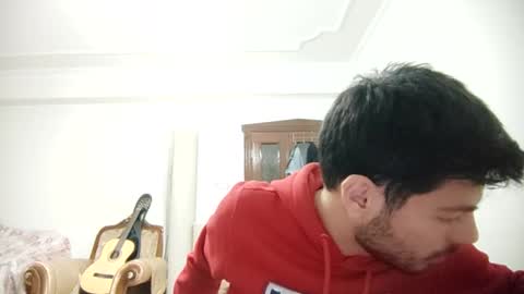 asihandsome06 online show from 16, 2, 2025