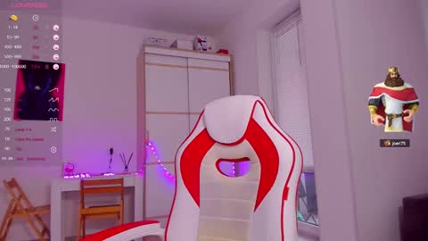 Snapshot of askcaroline chatting on 23, 12, 2024 Caroline online show from 23, 12, 2024