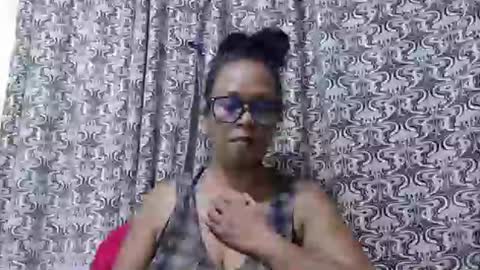 Snapshot of aslanne chatting on 29, 4, 2026 aslanne online show from 29, 4, 2026
