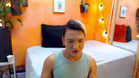 Snapshot of aslyhernandez chatting on 5, 12, 2024 ASLY online show from 5, 12, 2024