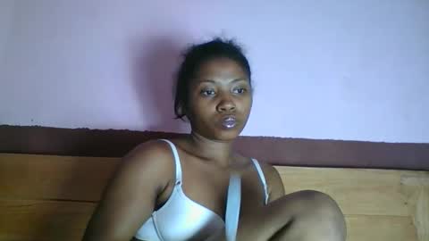 asmiraa online show from 8, 3, 2026