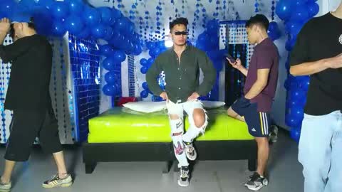 Snapshot of asmodeus7100 chatting on 9, 12, 2024 THOMAS AND DAMIAND online show from 9, 12, 2024