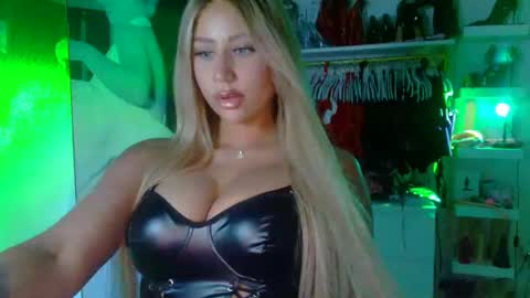 Snapshot of aspenmadden chatting on 11, 1, 2025 iwantaspen online show from 11, 1, 2025