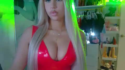 Snapshot of aspenmadden chatting on 25, 2, 2025 iwantaspen online show from 25, 2, 2025