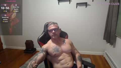 Ass Chaser online show from 22, 10, 2025