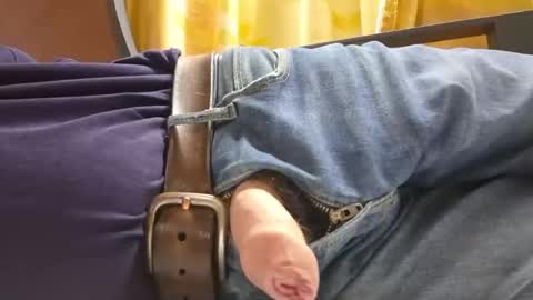 Will take commands from GuysWomenCouples etc online show from 5, 4, 2026