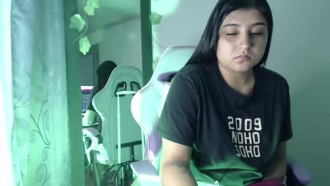 Asshley online show from 16, 12, 2025