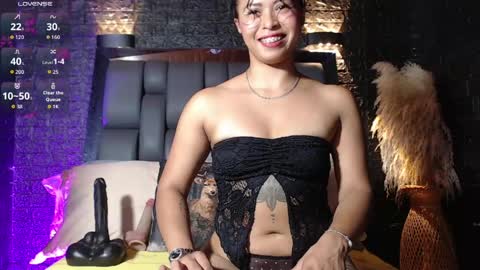 Snapshot of assia_roos chatting on 21, 5, 2026 Nahomi online show from 21, 5, 2026