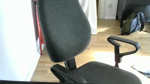 assstraight online show from 24, 2, 2025