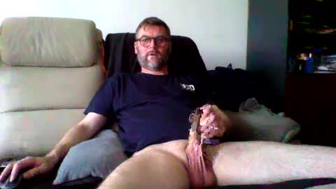 Snapshot of assurarthur chatting on 13, 6, 2026 assurarthur online show from 13, 6, 2026