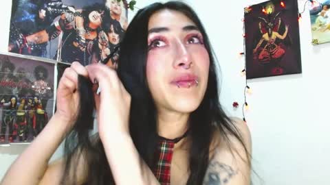 Asterothxznikki online show from 23, 12, 2024