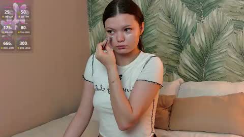 Snapshot of asterquinn chatting on 17, 7, 2026 Aster Quinn online show from 17, 7, 2026