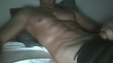 Snapshot of aston0 chatting on 3, 12, 2025 Aston online show from 3, 12, 2025