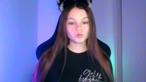 Snapshot of astradream_ chatting on 2, 10, 2025 astradream_ online show from 2, 10, 2025