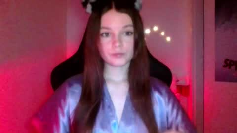 Snapshot of astradream_ chatting on 27, 11, 2025 astradream_ online show from 27, 11, 2025