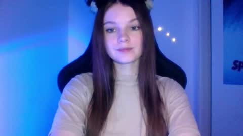 Snapshot of astradream_ chatting on 16, 12, 2025 astradream_ online show from 16, 12, 2025