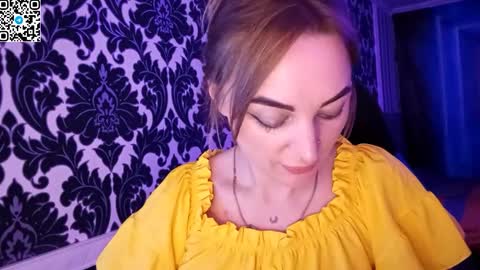 Snapshot of astralyn chatting on 17, 12, 2025 MERYEM online show from 17, 12, 2025