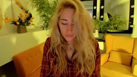 astramonroe online show from 1, 10, 2025