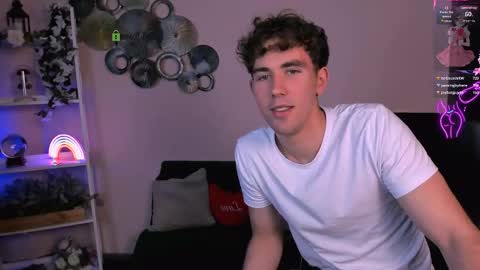 Snapshot of astren_villo chatting on 21, 5, 2026 astren online show from 21, 5, 2026