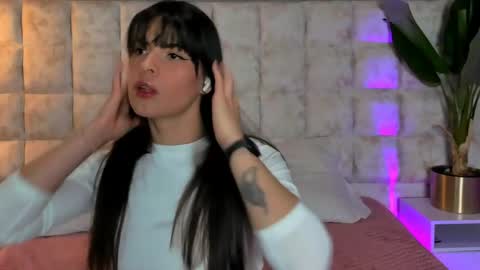 Snapshot of astrid_velle chatting on 9, 6, 2026 astrid_velle online show from 9, 6, 2026