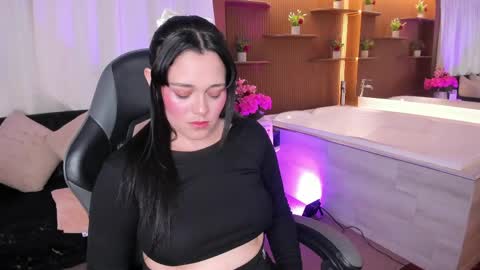 Snapshot of astrid_williams_ chatting on 17, 4, 2026 Astrid online show from 17, 4, 2026