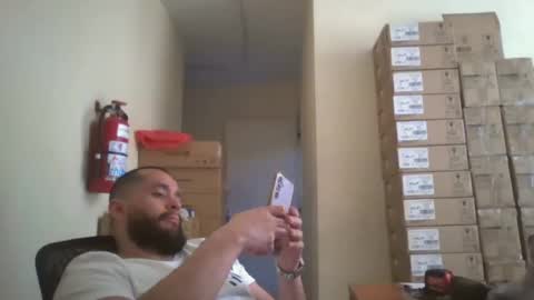 Snapshot of astro_boy_01 chatting on 11, 11, 2025 astro_boy_01 online show from 11, 11, 2025