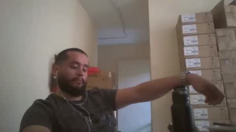 Snapshot of astro_boy_01 chatting on 2, 12, 2025 astro_boy_01 online show from 2, 12, 2025