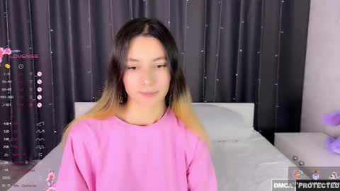 Snapshot of asya_foxy chatting on 1, 12, 2025 Asya online show from 1, 12, 2025