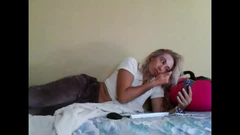 AsyaLu online show from 19, 9, 2025