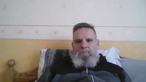 Snapshot of atatanka chatting on 19, 11, 2025 atatanka online show from 19, 11, 2025