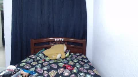 Snapshot of atena_messy chatting on 30, 12, 2024 atena messy online show from 30, 12, 2024