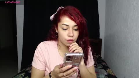 Snapshot of atena_messy chatting on 5, 1, 2025 atena messy online show from 5, 1, 2025