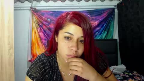 Snapshot of atena_messy chatting on 15, 9, 2025 atena messy online show from 15, 9, 2025