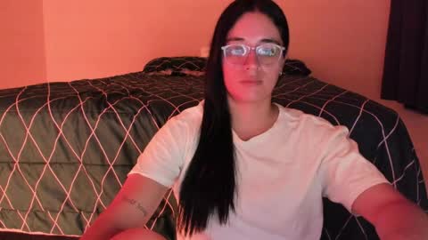 Snapshot of atenas__05 chatting on 19, 5, 2026 atenas online show from 19, 5, 2026