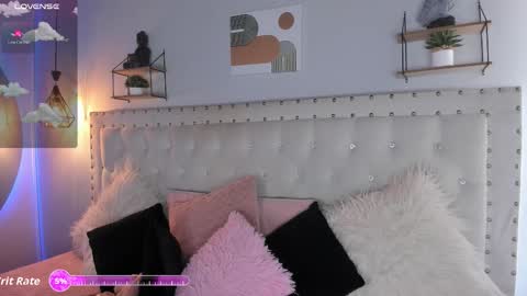 Snapshot of atenea_klett_ chatting on 10, 9, 2025 ATENEA online show from 10, 9, 2025