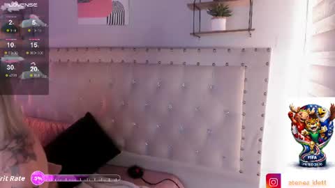Snapshot of atenea_klett_ chatting on 16, 6, 2026 ATENEA online show from 16, 6, 2026