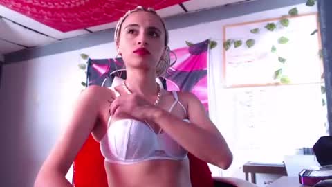 Atenea online show from 10, 7, 2026