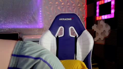 Athena Autumn online show from 13, 4, 2026