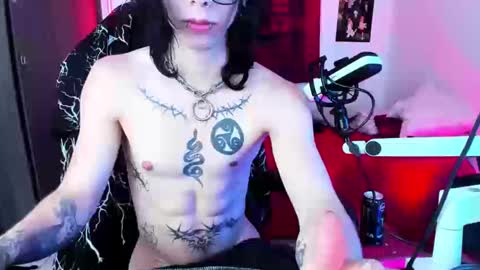 athenauwu online show from 26, 9, 2025